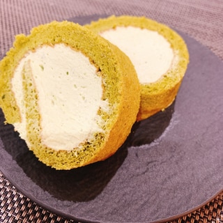 吉野葛の抹茶ロールケーキ